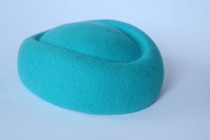 Pillbox boat fascinator - Turquoise