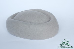 Pillbox boat fascinator - Beige
