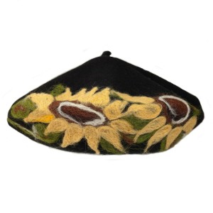 100% Wool Embroidered beret with antenna -  BLACK  with BEIGE flowers