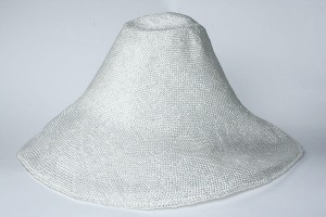 Viscose Capeline - White - 41cm